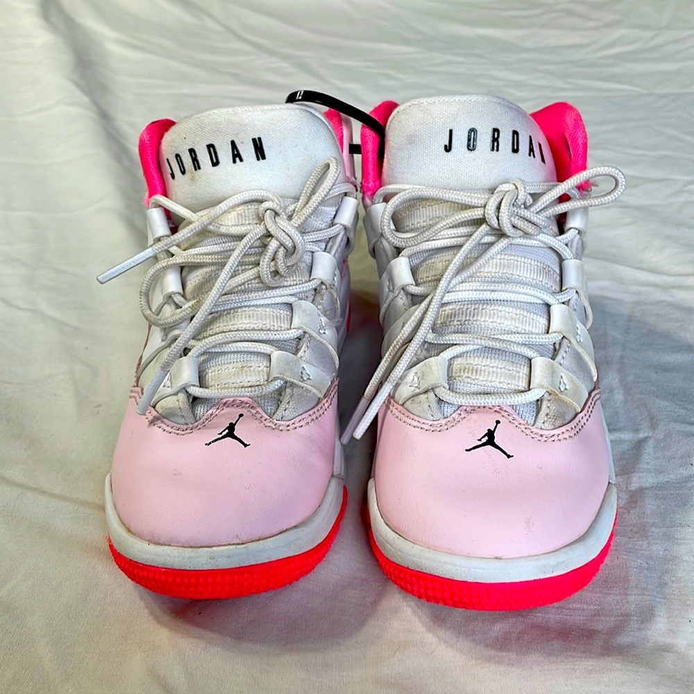Girls Jordan tennis shoes